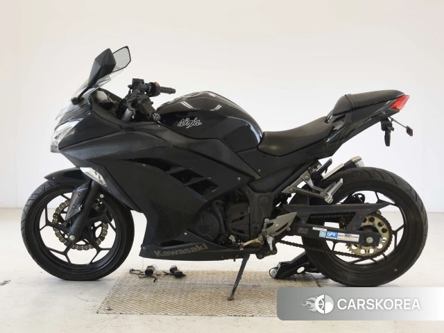 Kawasaki NINJA 250 id 3947323 из Японии 18