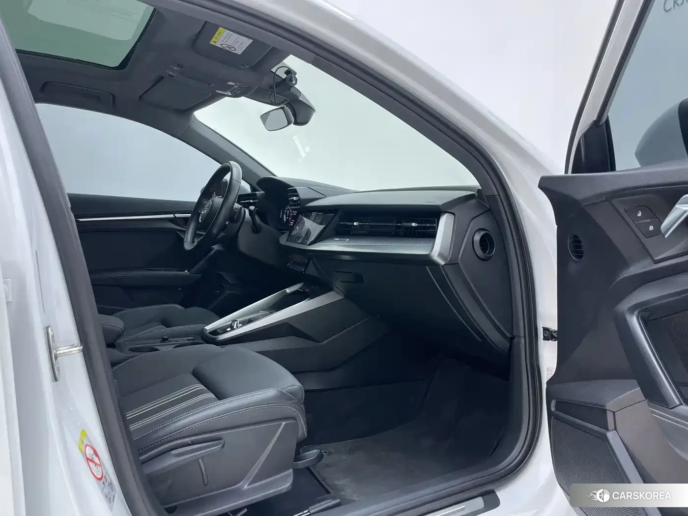 Audi A3 id 4653947 из Китая 19