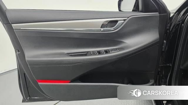 Hyundai The New Grandeur IG Hybrid id 4433580 из Кореи 19