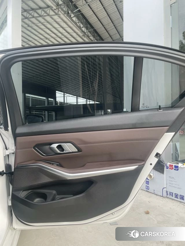 BMW 3 series id 4291135 из Китая 19