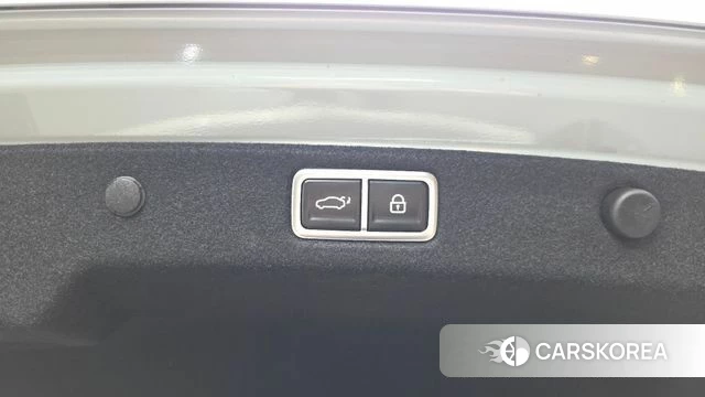 Hyundai Grandeur (GN7) id 4222953 из Кореи 19