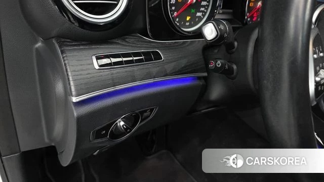 Mercedes-Benz E-Class W213 id 4344951 из Кореи 19