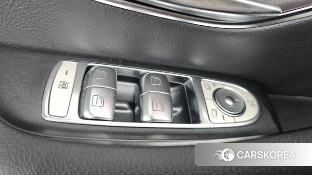 Mercedes-Benz E-Class W213 id 4749515 из Кореи 19