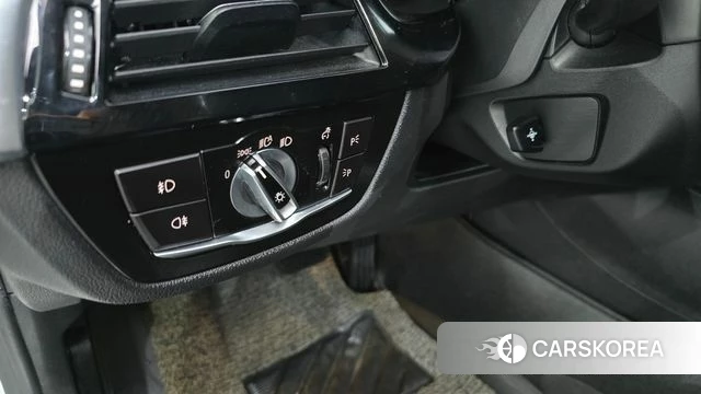 BMW 5 Series (G30) id 4882664 из Кореи 19