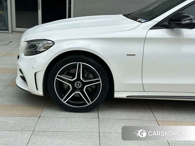 Mercedes-Benz Class C id 4298508 из Китая 19