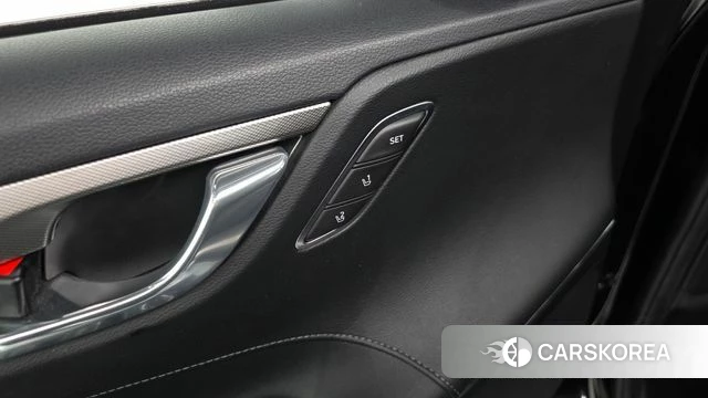 Hyundai The New Grandeur IG id 4518013 из Кореи 19