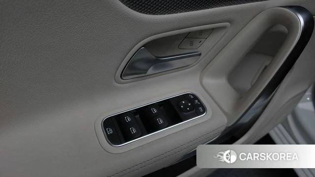 Mercedes-Benz A-Class W177 id 4697997 из Кореи 19