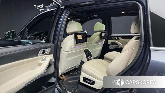 BMW X7 (G07) id 4585920 из Кореи 19