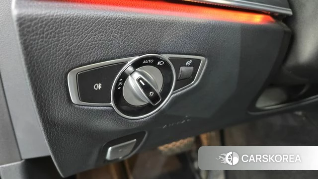 Mercedes-Benz E-Class W213 id 4882046 из Кореи 19