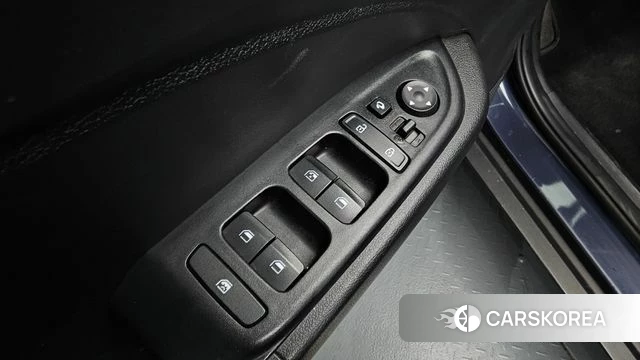 Hyundai Venue id 4416523 из Кореи 19