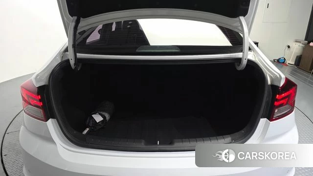Hyundai The New Avante AD id 4557581 из Кореи 19