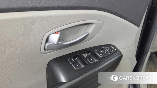 Kia All New Carnival id 4459758 из Кореи 19