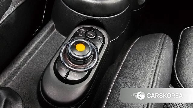 Mini Cooper S id 4727245 из Кореи 19