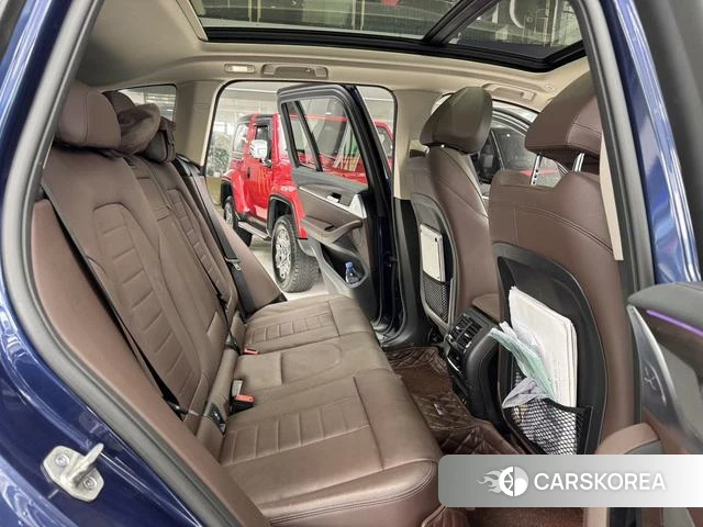 BMW X3 id 4328872 из Китая 19