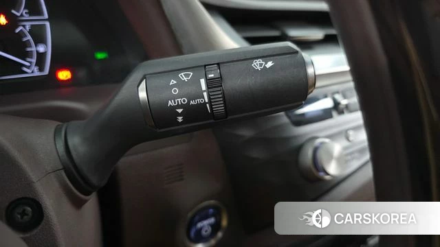 Lexus ES300h 7th generation id 4683590 из Кореи 19