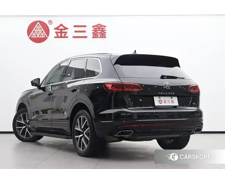 Volkswagen Touareg id 4577448 из Китая 19