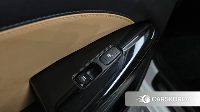 Kia K7 Premier Hybrid id 4339032 из Кореи 19
