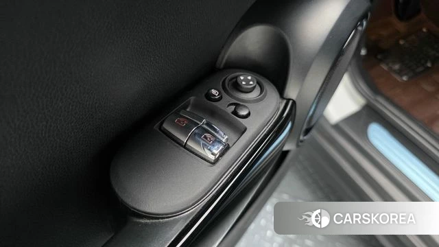 Mini Cooper Electric id 4533915 из Кореи 19