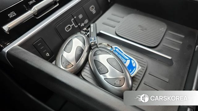 Hyundai Santa Fe (MX5) id 4635301 из Кореи 19