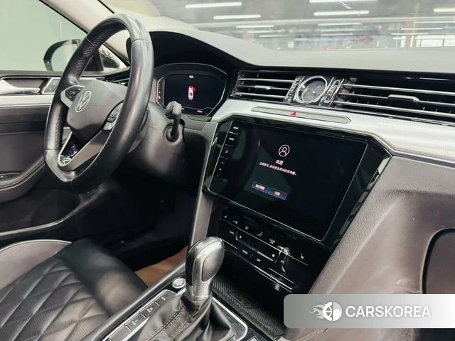 Volkswagen Magotan PHEV id 4271306 из Китая 19