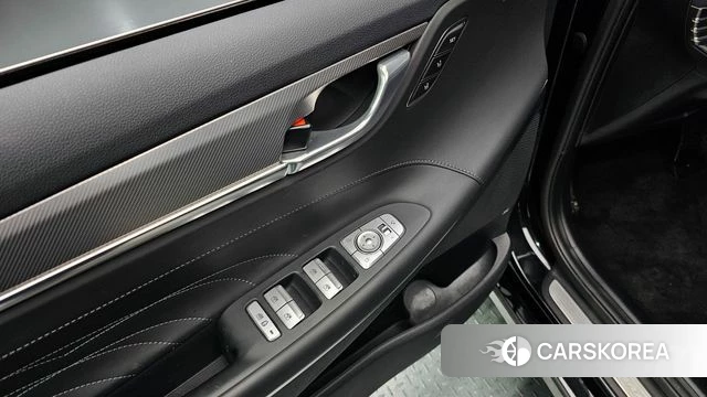 Hyundai The New Grandeur IG Hybrid id 4549914 из Кореи 19