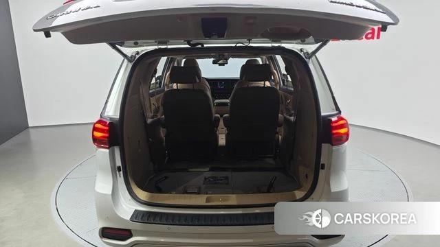Kia The New Carnival id 4447020 из Кореи 19