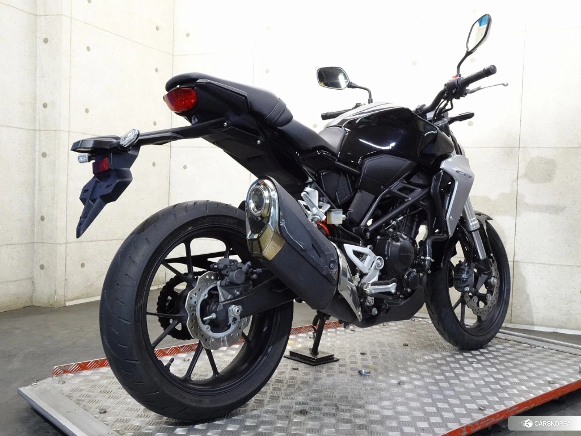 Проданный Honda CB250R id 3950454 из Японии, фото 19