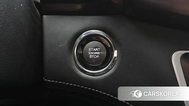 Ssangyong Rexton Sports Cannes id 4594809 из Кореи 19