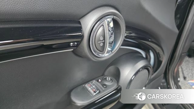 Mini Cooper id 4720208 из Кореи 19