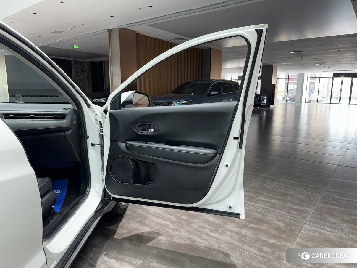Honda Vezel id 4485436 из Китая 19