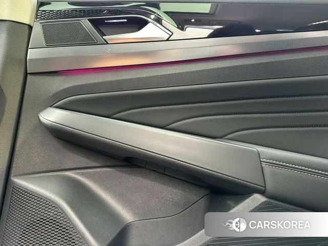 Volkswagen Passat id 4257956 из Китая 19