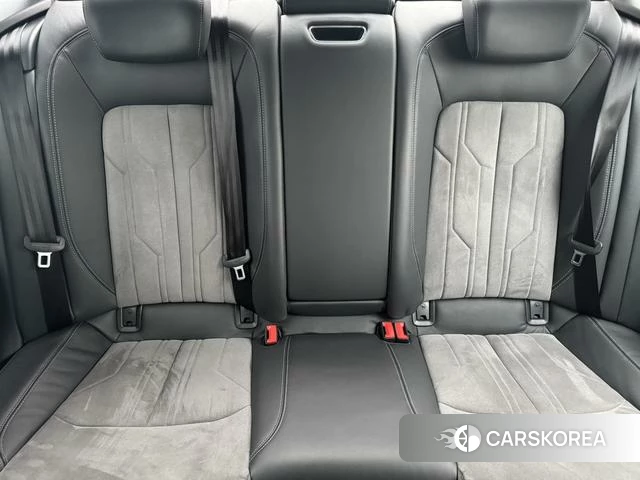 Audi A6L id 4275207 из Китая 19