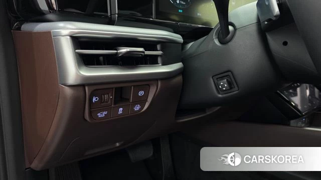 Hyundai Grandeur Hybrid (GN7) id 4549351 из Кореи 19