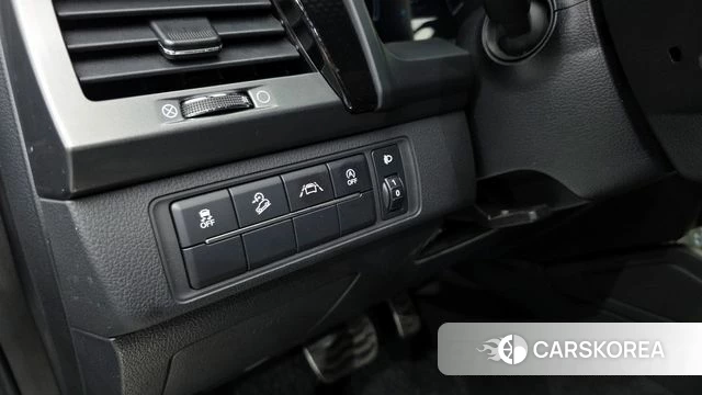 Ssangyong The New Rexton Sports Cannes id 4201579 из Кореи 19