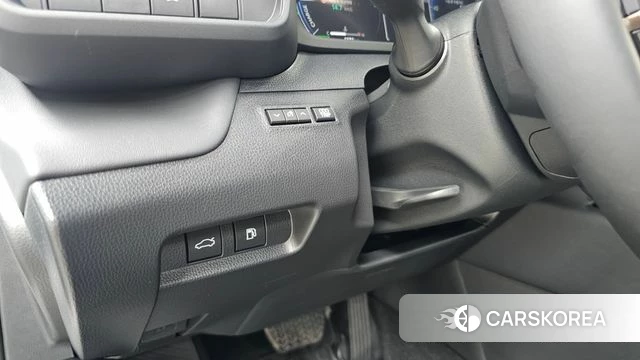 Toyota Crown Crossover id 4342627 из Кореи 19