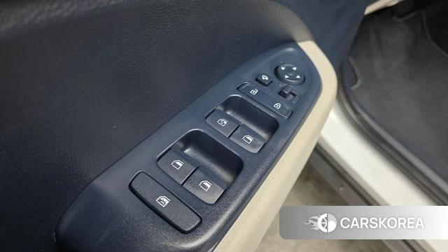 Hyundai Venue id 4317475 из Кореи 19