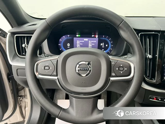 Volvo XC60 id 3939384 из Китая 19