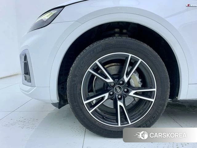 Audi Q5L id 4253412 из Китая 19