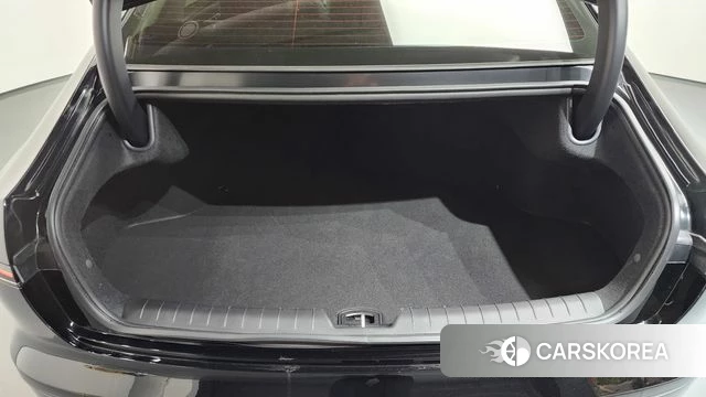 Hyundai Grandeur (GN7) id 4186177 из Кореи 19