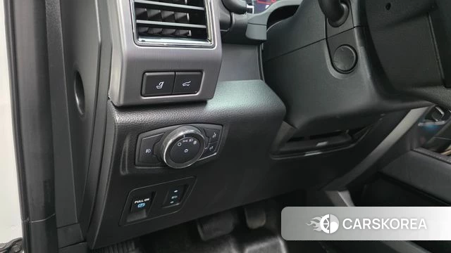 Ford Expeditation id 4619200 из Кореи 19