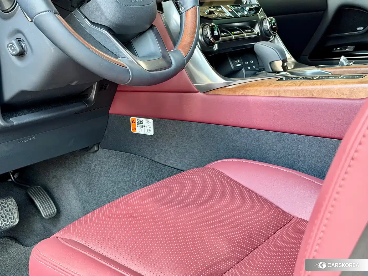 Lexus LX id 4685998 из Китая 19