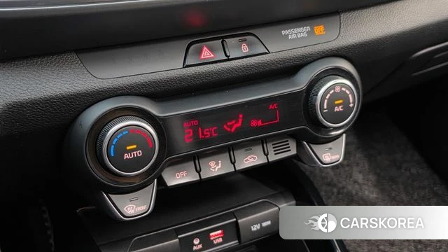 Kia Stonic id 4943940 из Кореи 19