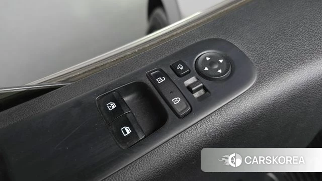 Hyundai Staria id 4396278 из Кореи 19