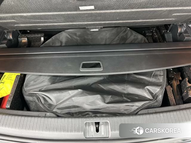 Volkswagen Tourang id 4299756 из Китая 19