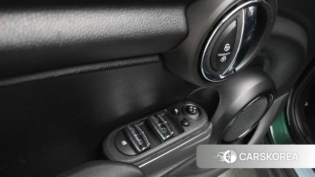 Mini Cooper id 4305245 из Кореи 19