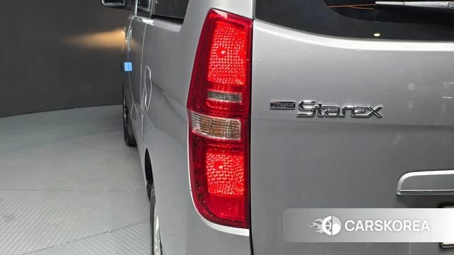 Hyundai The New Grand Starex id 4573536 из Кореи 19