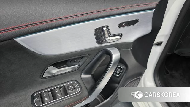 Mercedes-Benz CLA-Class C118 id 4854939 из Кореи 19