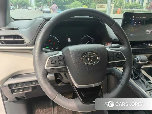 Toyota Saina id 4276114 из Китая 19
