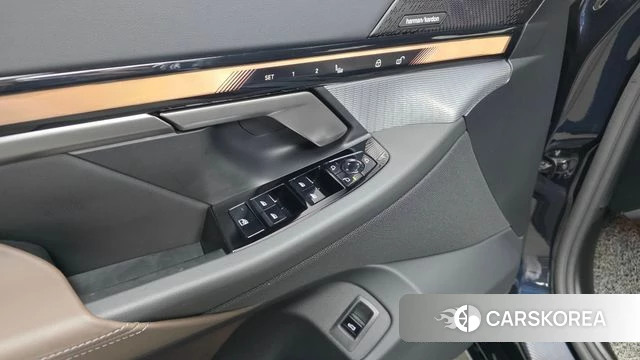 BMW 5 Series (G60) id 4539717 из Кореи 19