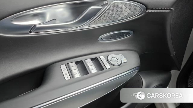 Genesis GV70 id 4309189 из Кореи 19